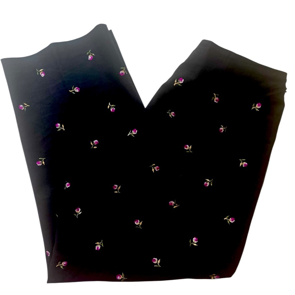 Vivid Pink Rosebuds on Black Linen Cropped Length Pants by Dressbarn. Size=12